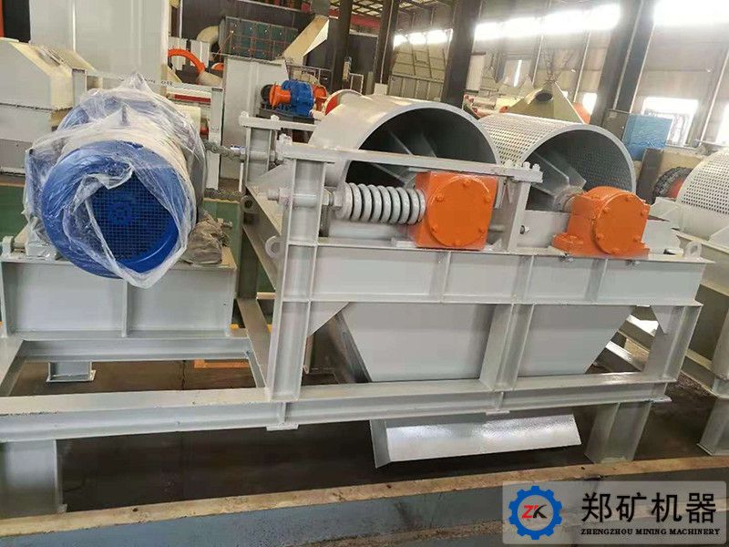 臺灣某公司訂購我司對輥制粒機(jī)等設(shè)備項目