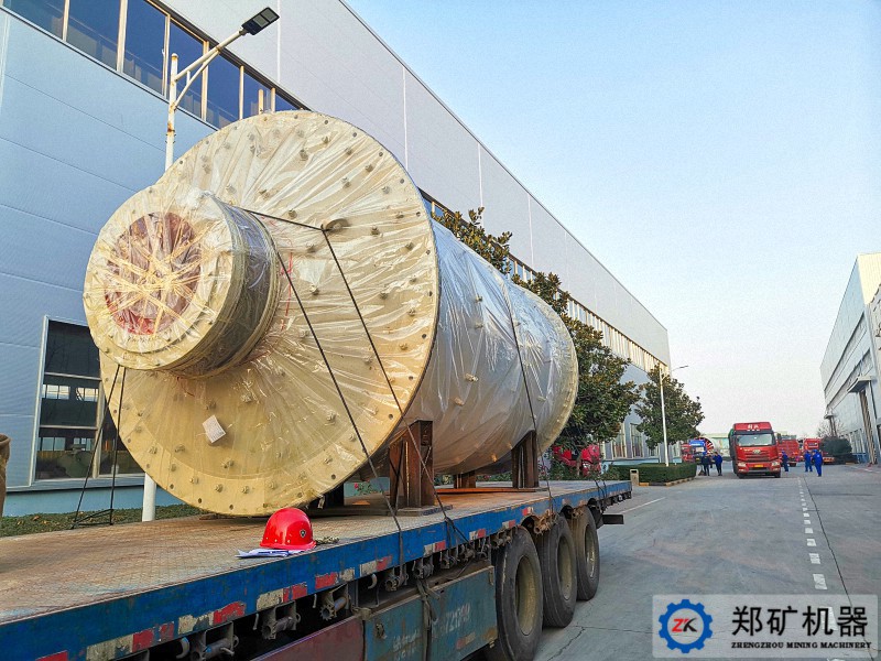 新疆某國際物流公司?2.4x4.75m球磨機(jī)項目
