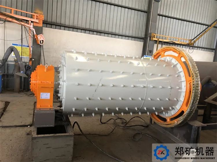 越南粉磨項(xiàng)目球磨機(jī)、除塵器設(shè)備