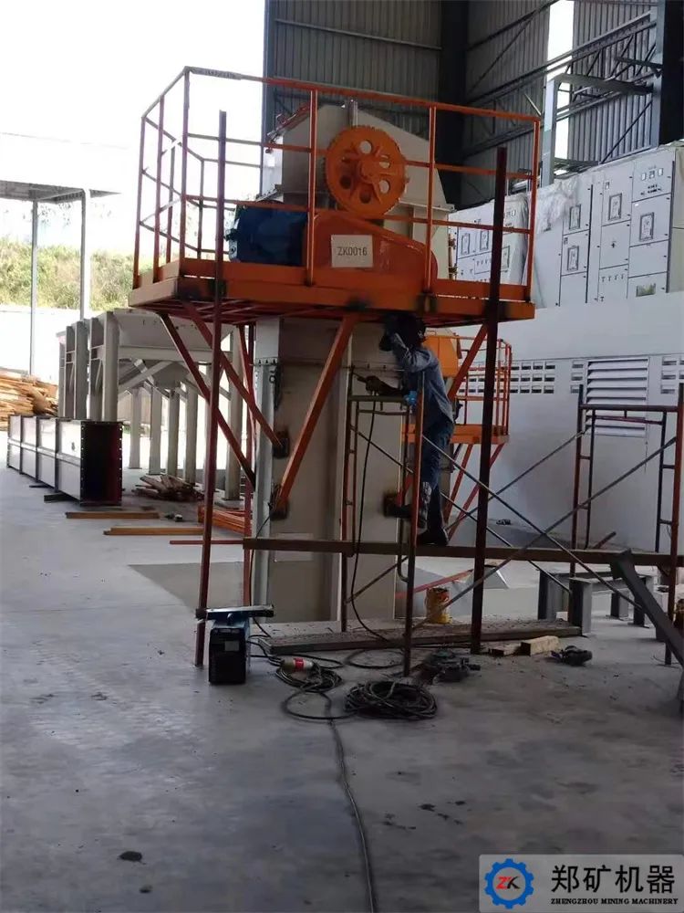 提升機.jpg 提升機.jpg